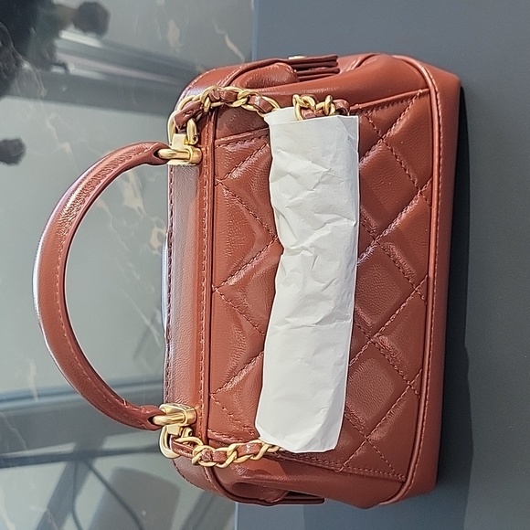 Chanel Bowling Bag in Warm Brown color - Picture 2 of 9